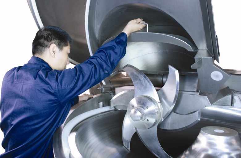 肉餡斬拌機檢查維護過程圖片